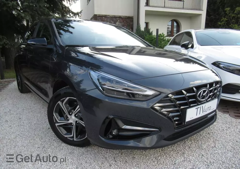 HYUNDAI I30 1.0 T-GDI Smart DCT