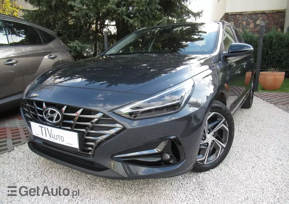 HYUNDAI I30 1.0 T-GDI Smart DCT