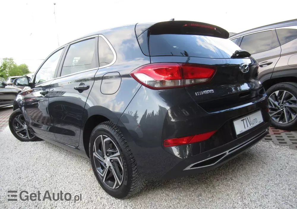 HYUNDAI I30 1.0 T-GDI Smart DCT