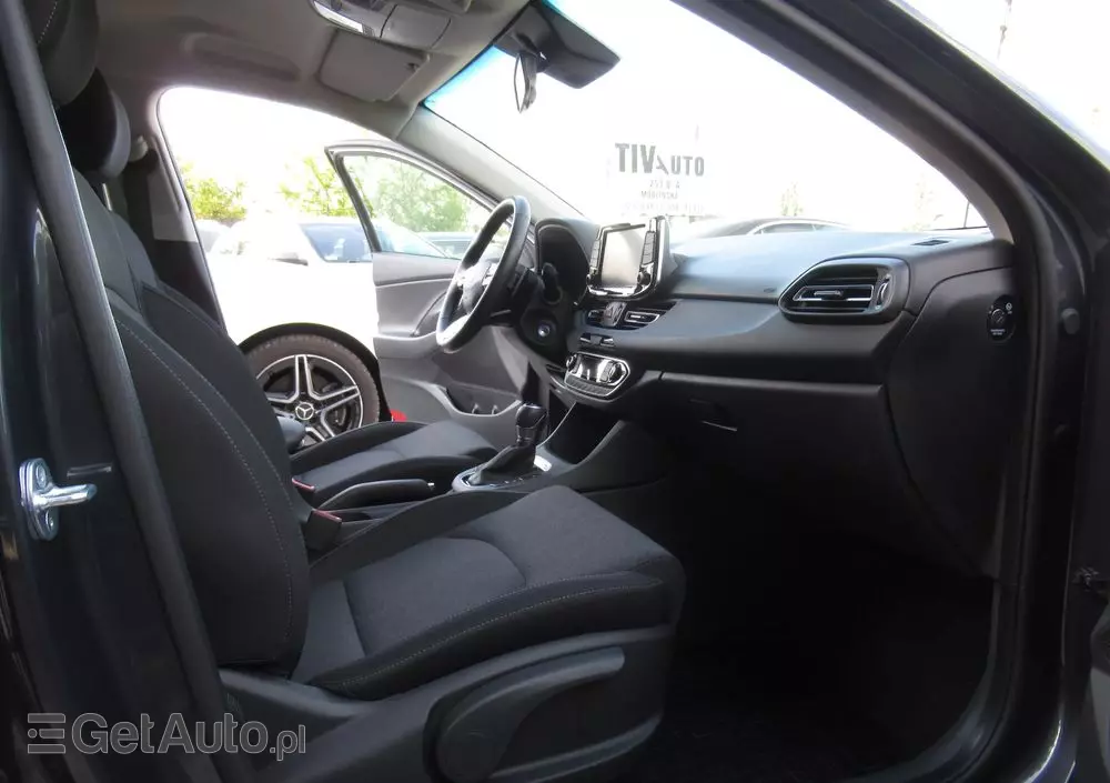 HYUNDAI I30 1.0 T-GDI Smart DCT