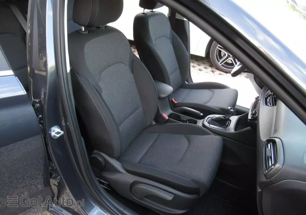 HYUNDAI I30 1.0 T-GDI Smart DCT