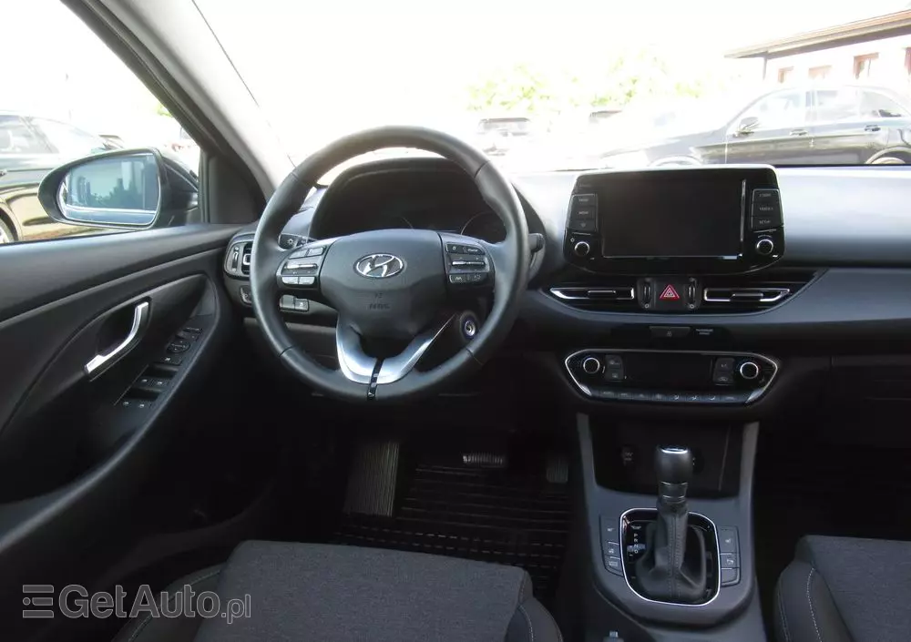 HYUNDAI I30 1.0 T-GDI Smart DCT