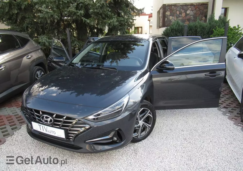 HYUNDAI I30 1.0 T-GDI Smart DCT
