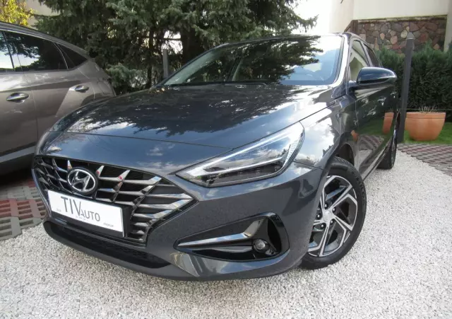 HYUNDAI I30 1.0 T-GDI Smart DCT