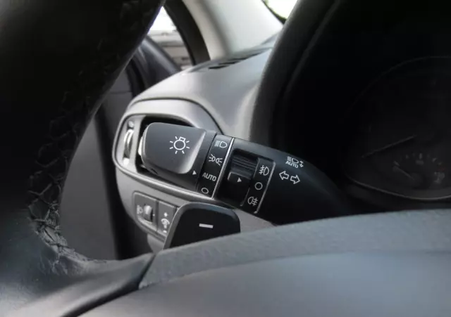 HYUNDAI I30 1.0 T-GDI Smart DCT