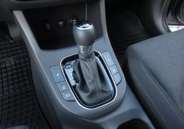 HYUNDAI I30 1.0 T-GDI Smart DCT