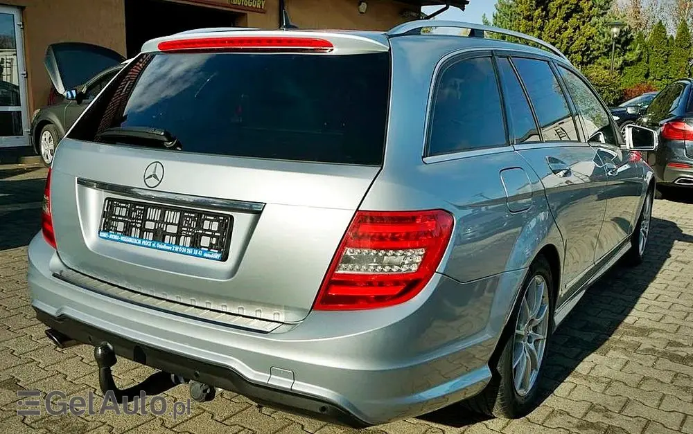 MERCEDES-BENZ Klasa C 200 CDI BlueEff Avantgarde