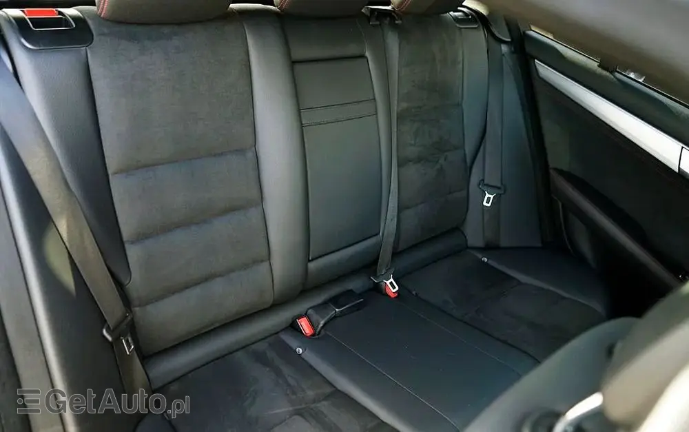 MERCEDES-BENZ Klasa C 200 CDI BlueEff Avantgarde