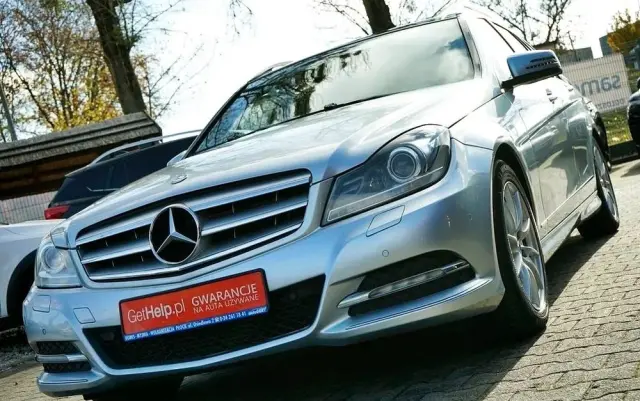 MERCEDES-BENZ Klasa C 200 CDI BlueEff Avantgarde