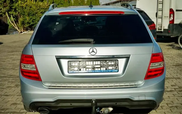 MERCEDES-BENZ Klasa C 200 CDI BlueEff Avantgarde