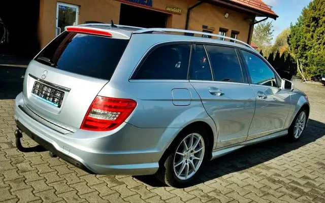 MERCEDES-BENZ Klasa C 200 CDI BlueEff Avantgarde