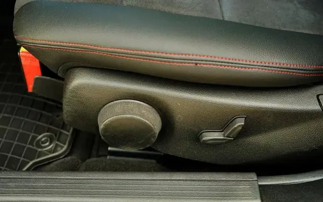 MERCEDES-BENZ Klasa C 200 CDI BlueEff Avantgarde