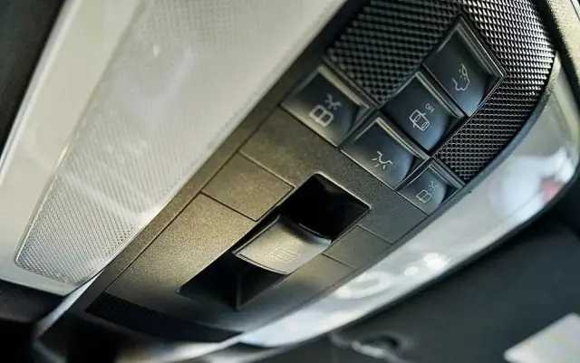 MERCEDES-BENZ Klasa C 200 CDI BlueEff Avantgarde