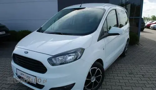FORD Tourneo Courier 