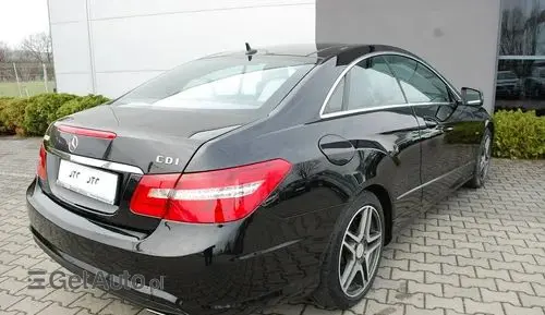 MERCEDES-BENZ Klasa E 
