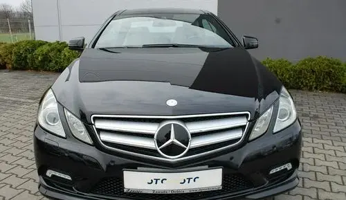 MERCEDES-BENZ Klasa E 