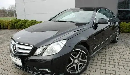 MERCEDES-BENZ Klasa E 