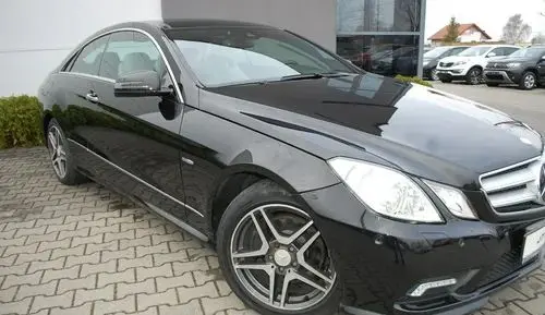 MERCEDES-BENZ Klasa E 