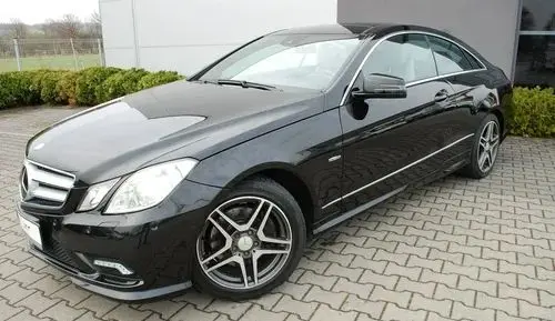 MERCEDES-BENZ Klasa E 