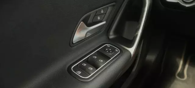 MERCEDES-BENZ Klasa A 