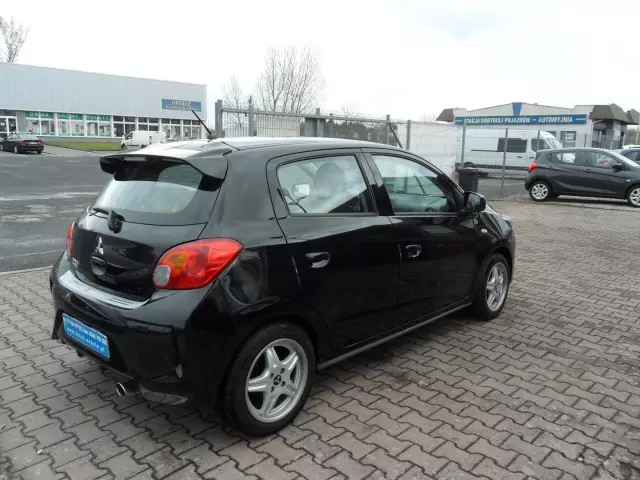 MITSUBISHI Space Star 