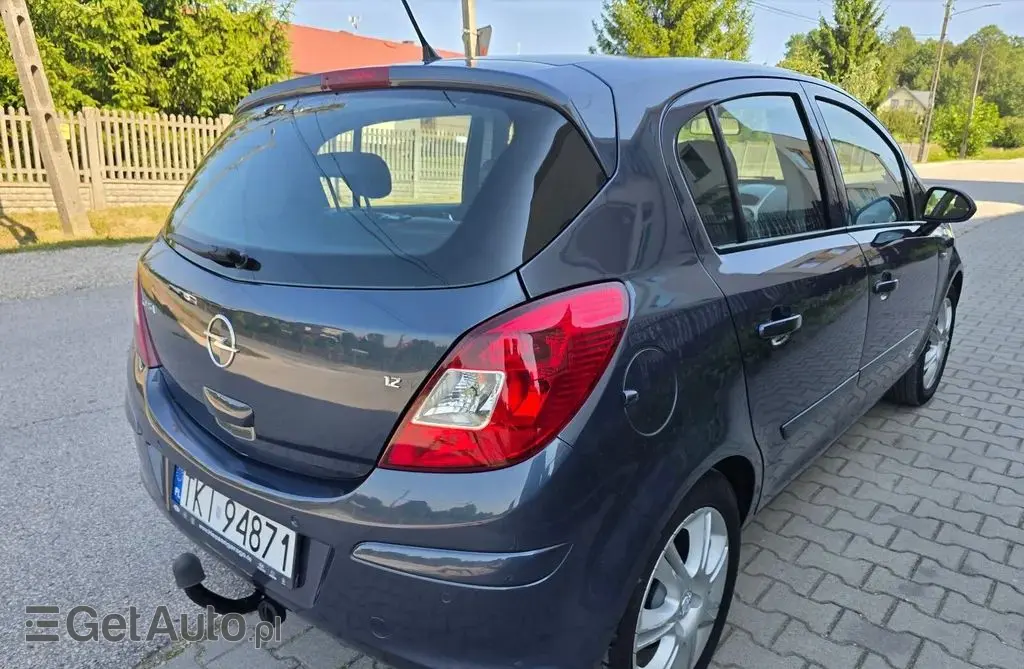 OPEL Corsa 
