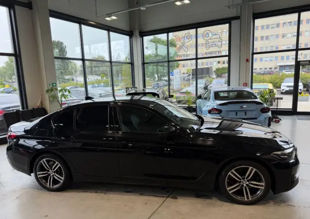 BMW Seria 5 520d xDrive Business Edition