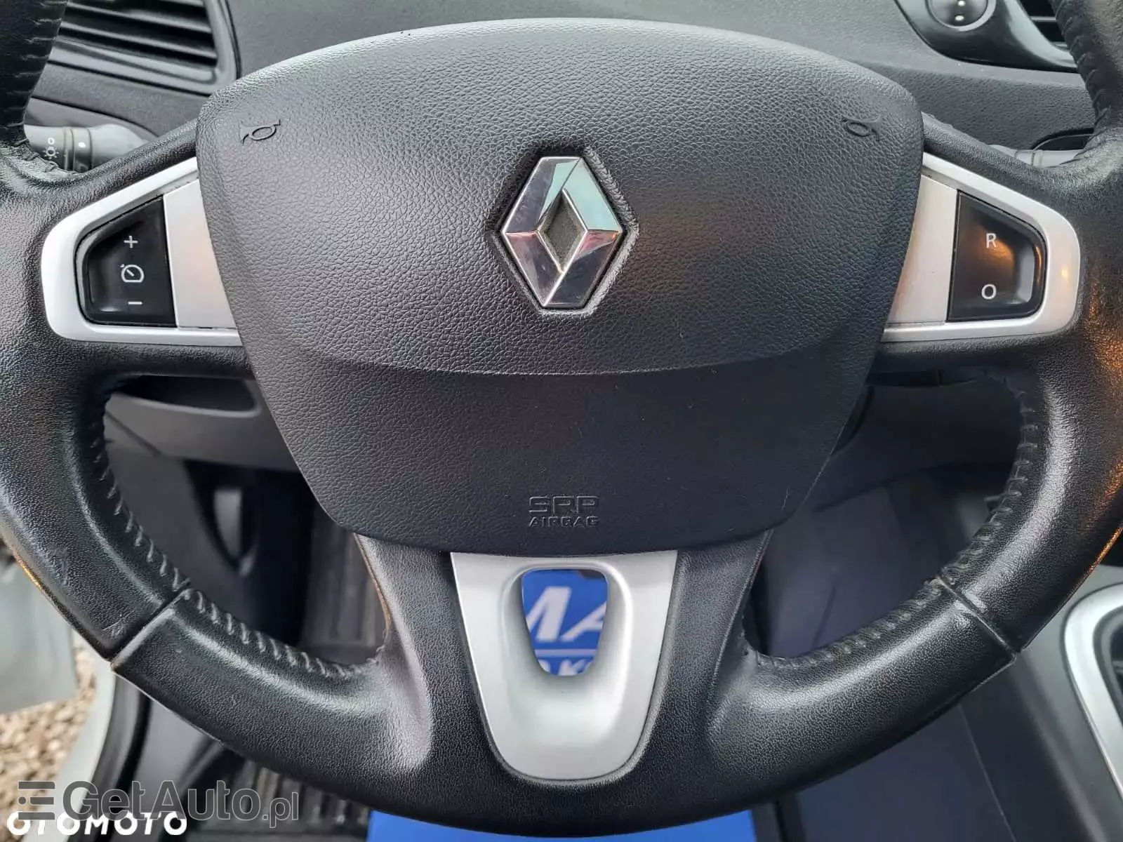 RENAULT Scenic 1.5 dCi Intens EDC