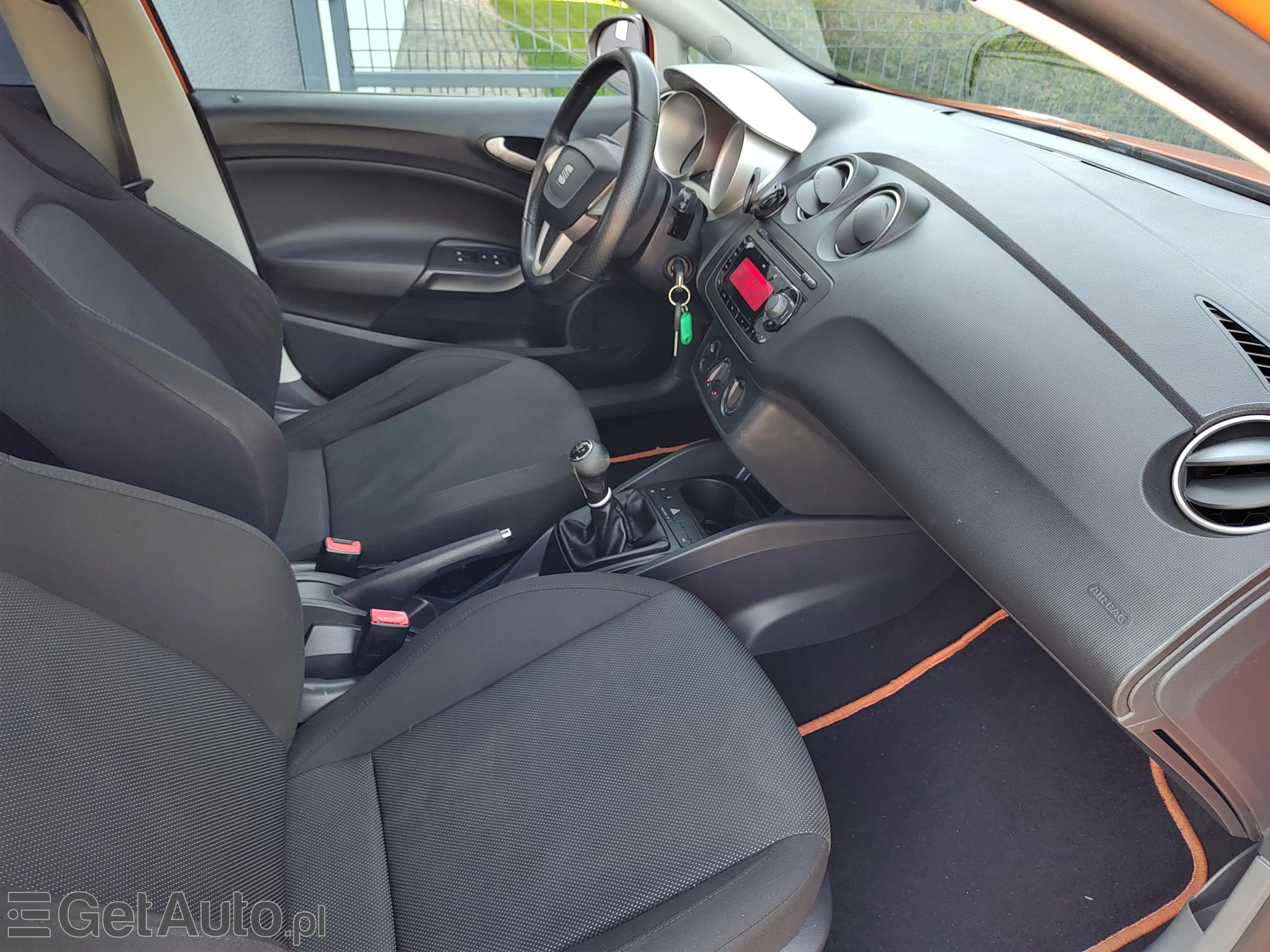 SEAT Ibiza Entry