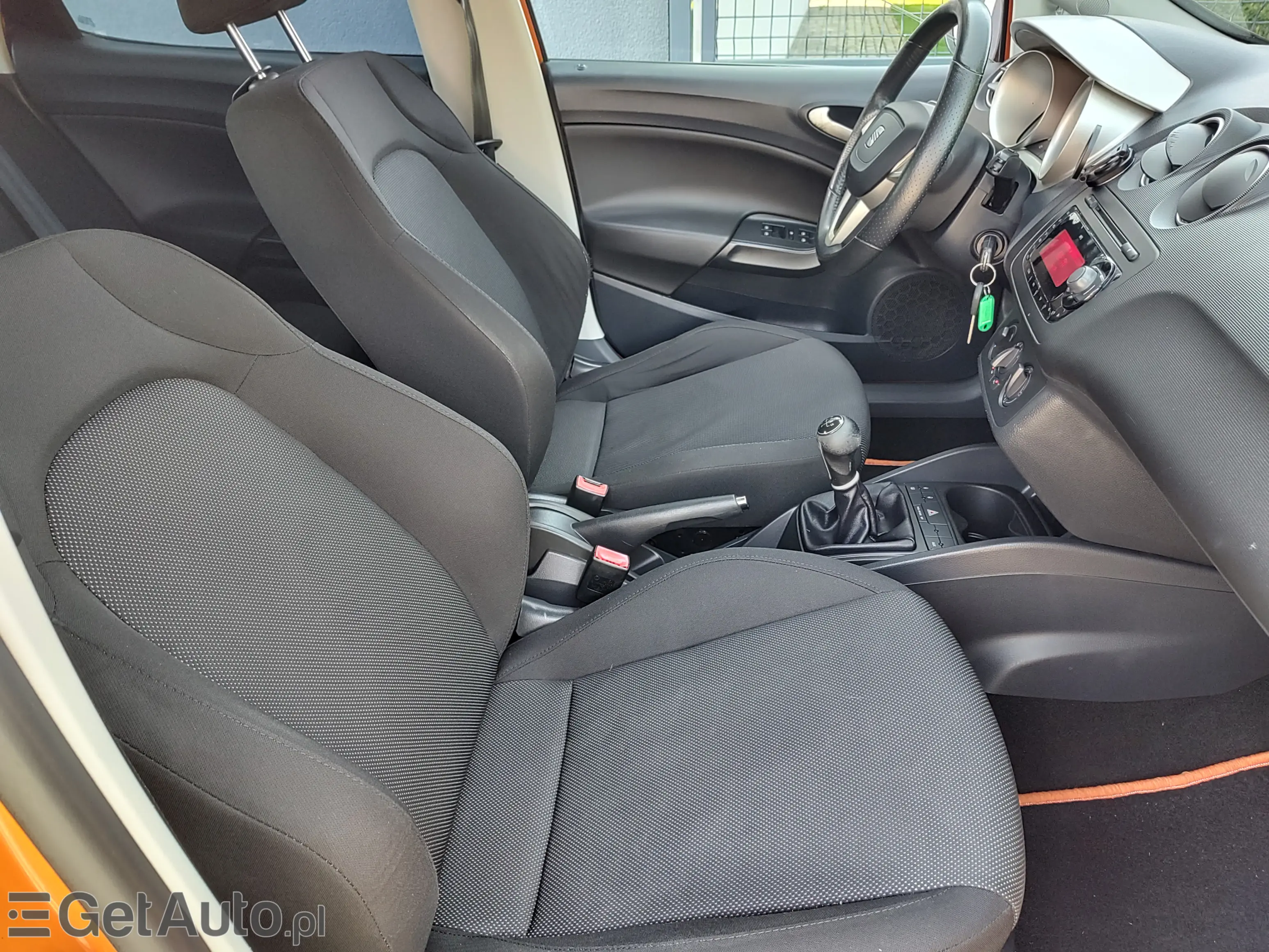 SEAT Ibiza Entry