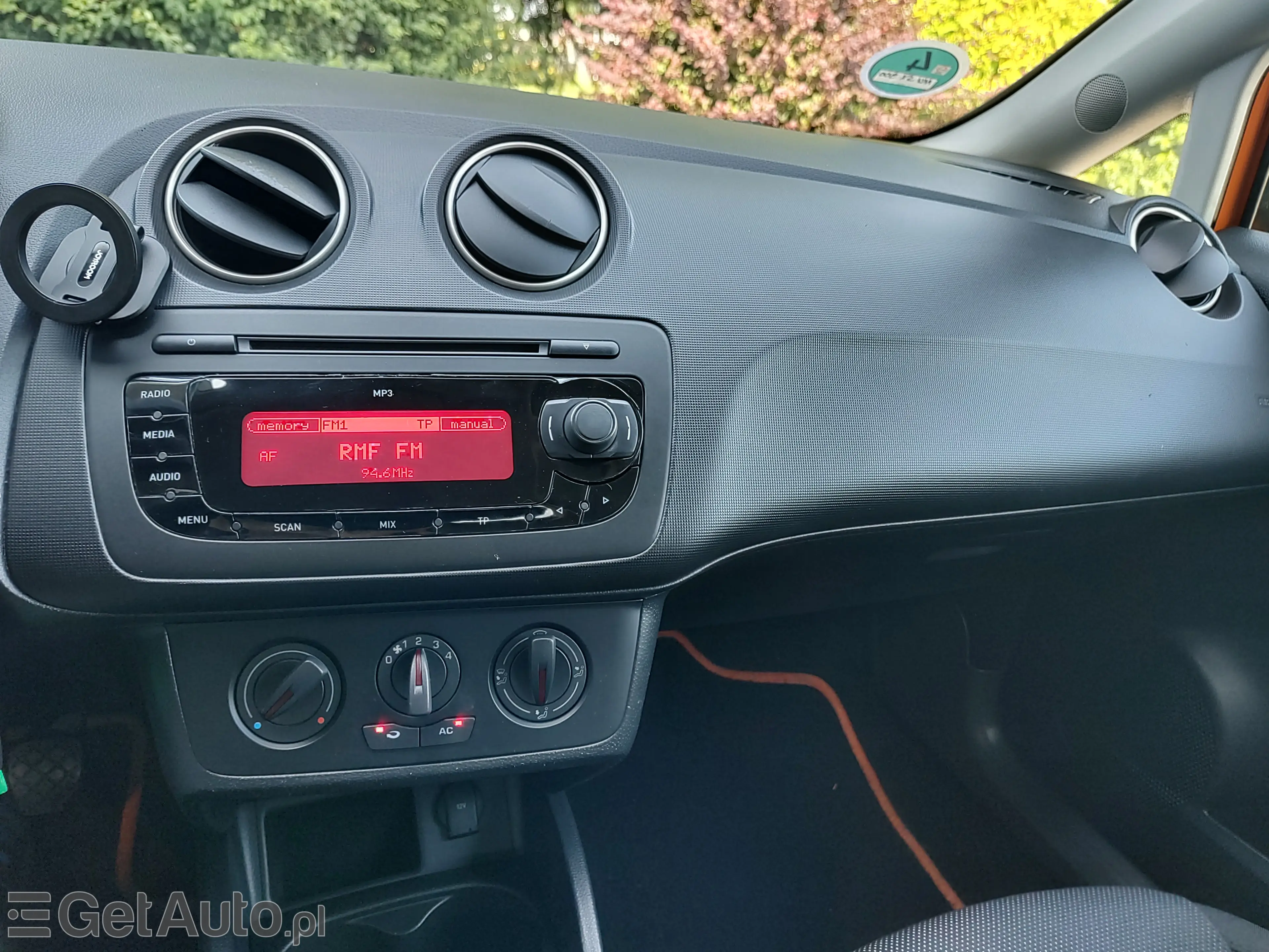 SEAT Ibiza Entry