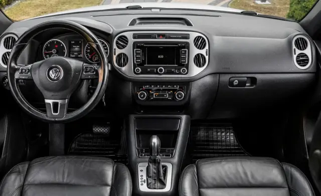 VOLKSWAGEN Tiguan 2.0 TDI DPF 4Motion BlueMotion Technology DSG Cup Track & Style