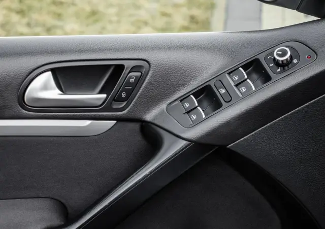 VOLKSWAGEN Tiguan 2.0 TDI DPF 4Motion BlueMotion Technology DSG Cup Track & Style