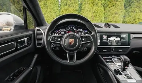 PORSCHE Cayenne 