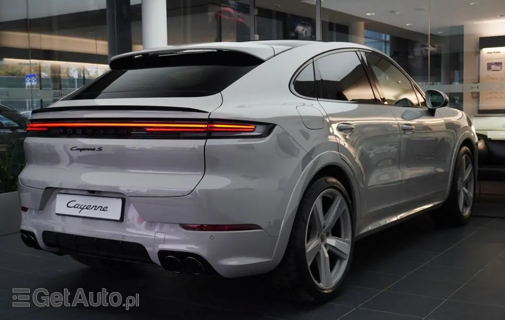 PORSCHE Cayenne Coupe S