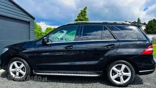 MERCEDES-BENZ ML 