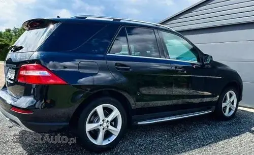 MERCEDES-BENZ ML 