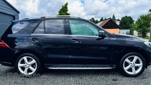 MERCEDES-BENZ ML 