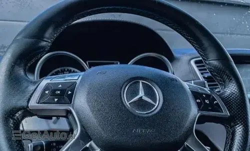 MERCEDES-BENZ ML 