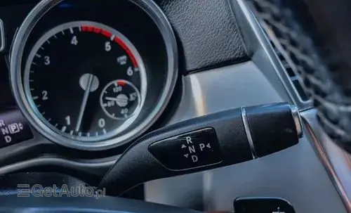 MERCEDES-BENZ ML 