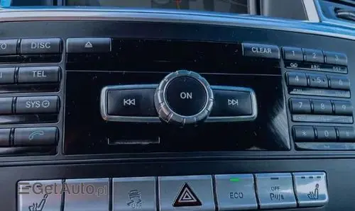 MERCEDES-BENZ ML 