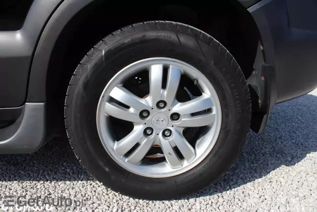 HYUNDAI Tucson 2.0 Active / Style