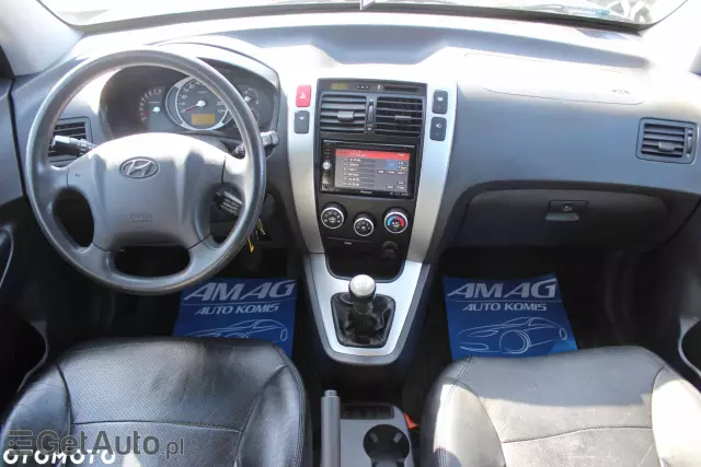 HYUNDAI Tucson 2.0 Active / Style