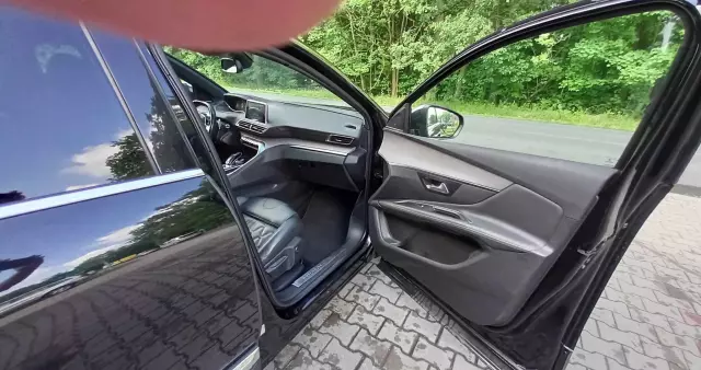 PEUGEOT 3008 2.0 BlueHDi GT S&S EAT6