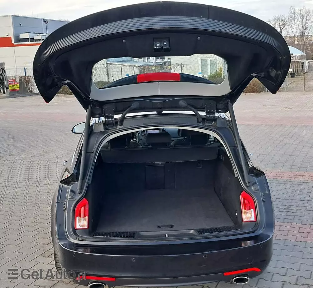 OPEL Insignia 1.6 Turbo Edition