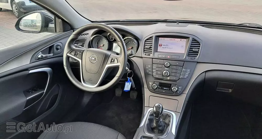 OPEL Insignia 1.6 Turbo Edition