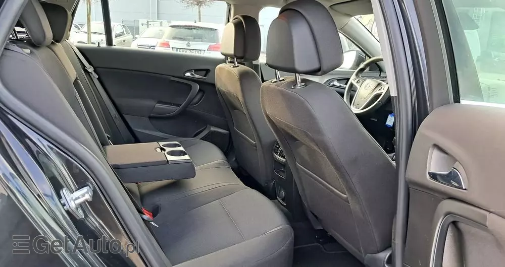 OPEL Insignia 1.6 Turbo Edition