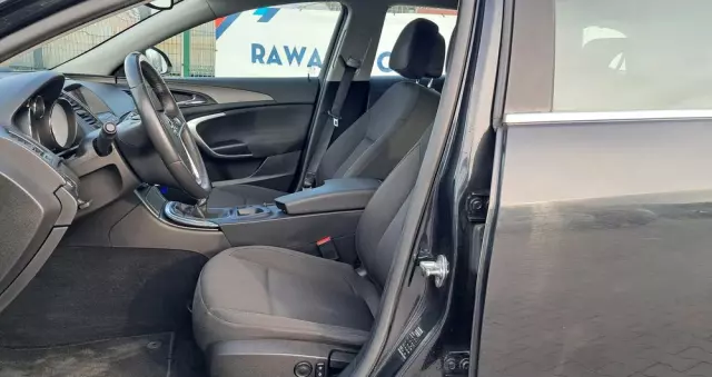 OPEL Insignia 1.6 Turbo Edition