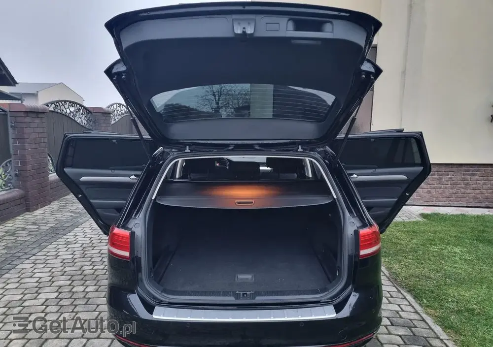 VOLKSWAGEN Passat Variant 1.5 TSI EVO Business