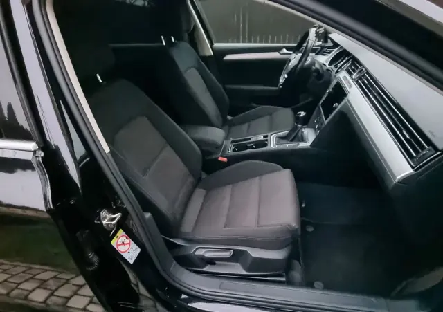 VOLKSWAGEN Passat Variant 1.5 TSI EVO Business